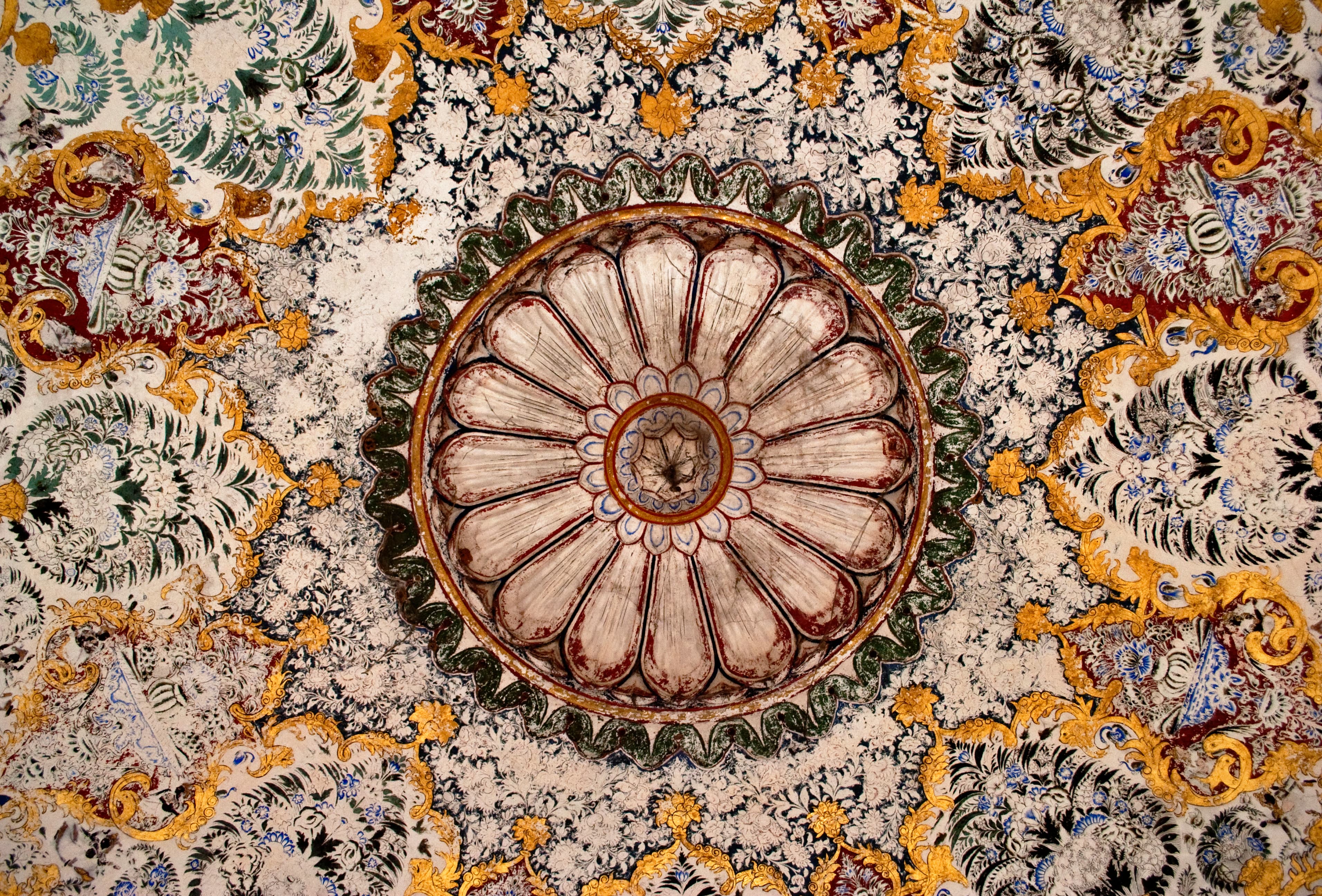 Meenakari (Jaipur Enamel Work)