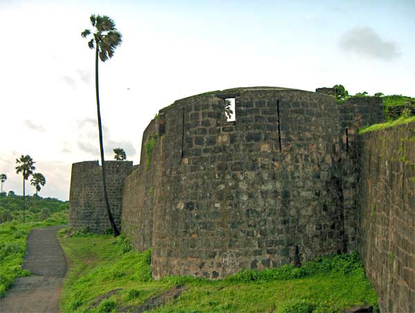 Madh Fort / Versova Fort