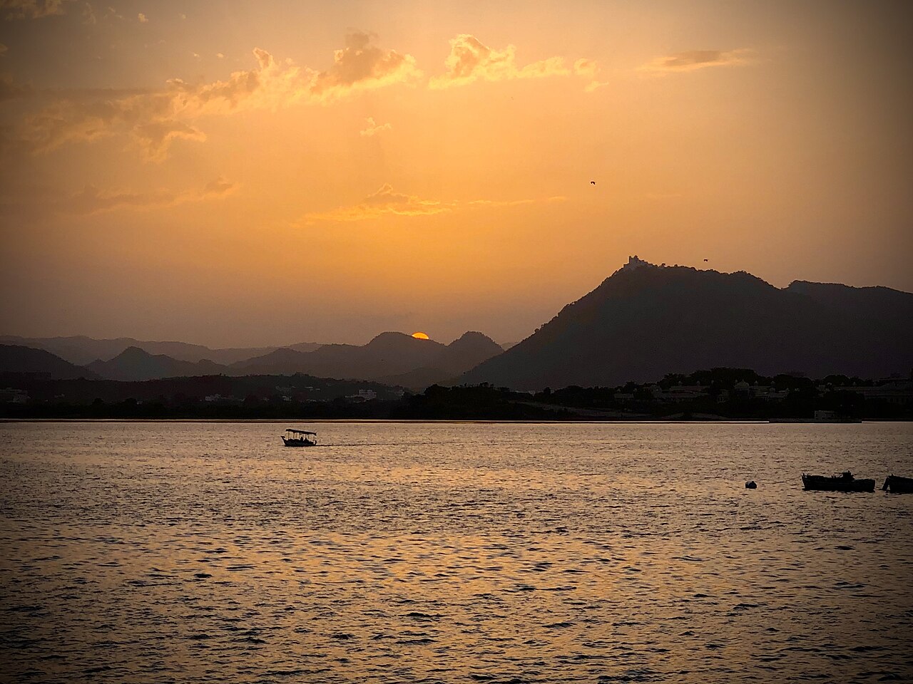 Fateh Sagar Lake